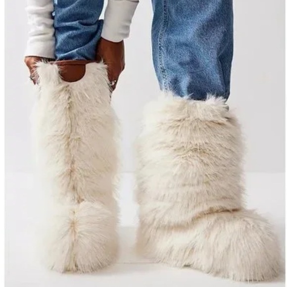 Free People White Fur Boots - Picture 2 of 4